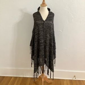 LulaRoe Knit sweater wrap in Neutral colors with fringes size OS EUC